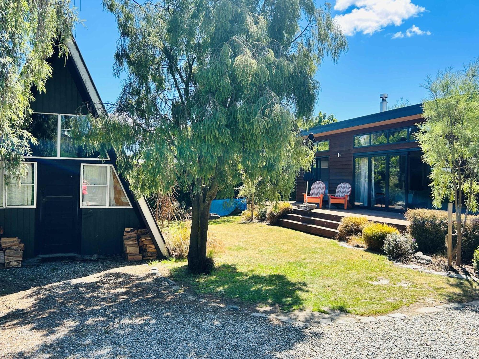 Modern Kowhai Cottage Wanaka Exterior photo